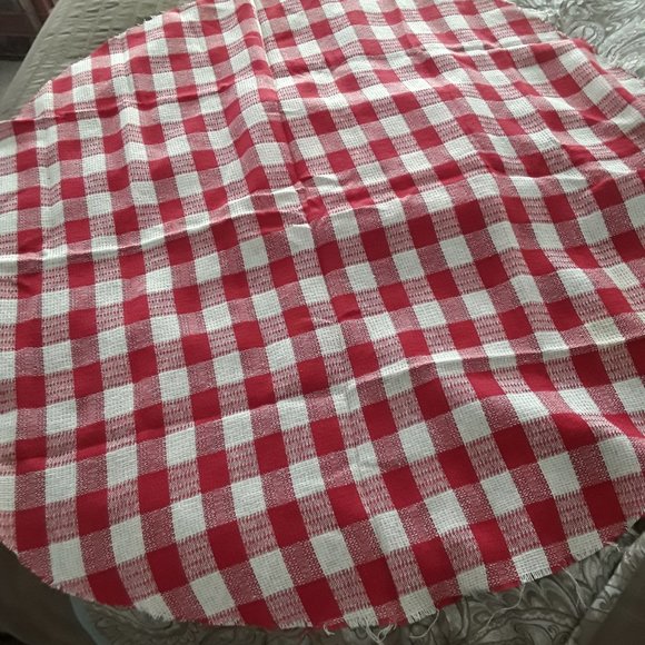 Vintage Red and White Check Calico Material and Assorted Ribbons - Picture 3 of 6